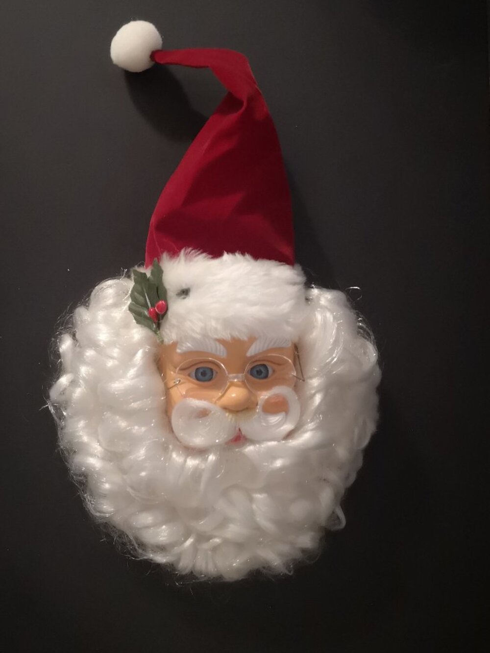 Vintage Motion Activated & Musical Santa Claus Head Wall Decoration Battery